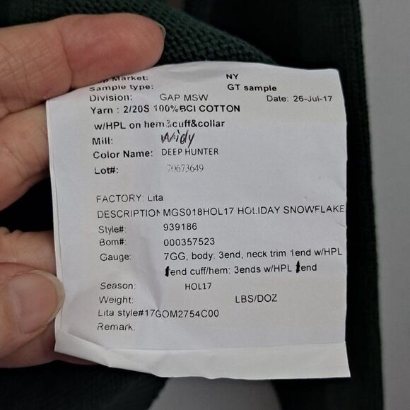 Gap Mens snowflake sweater NWOT - Picture 5 of 10